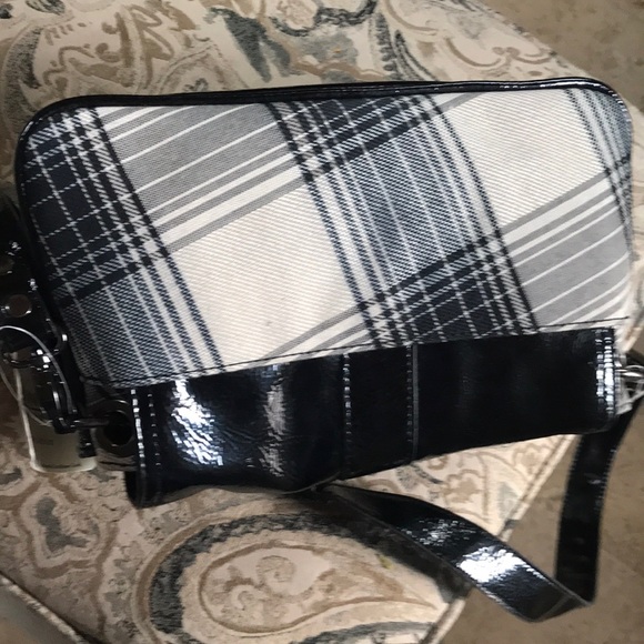 Purse - Picture 2 of 3